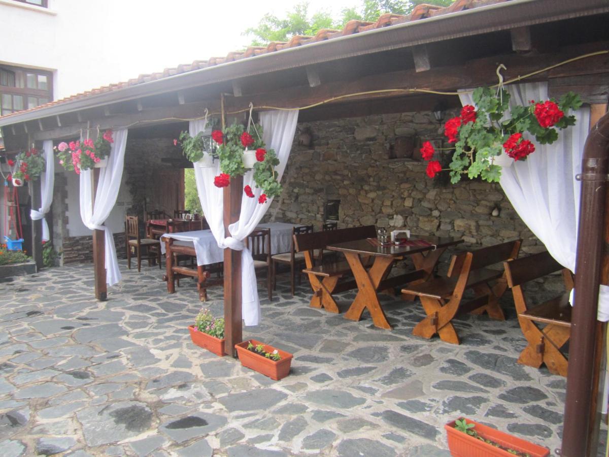 Guest House Popov Marcsevo Kültér fotó
