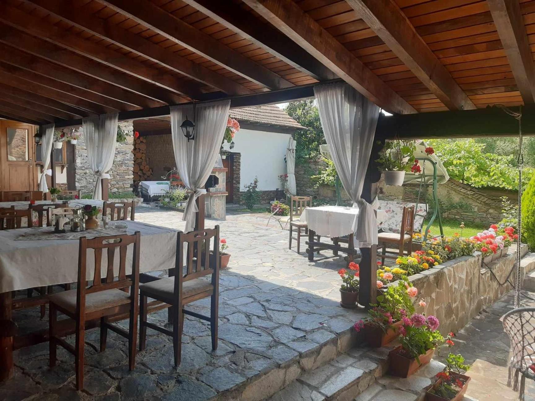 Guest House Popov Marcsevo Kültér fotó