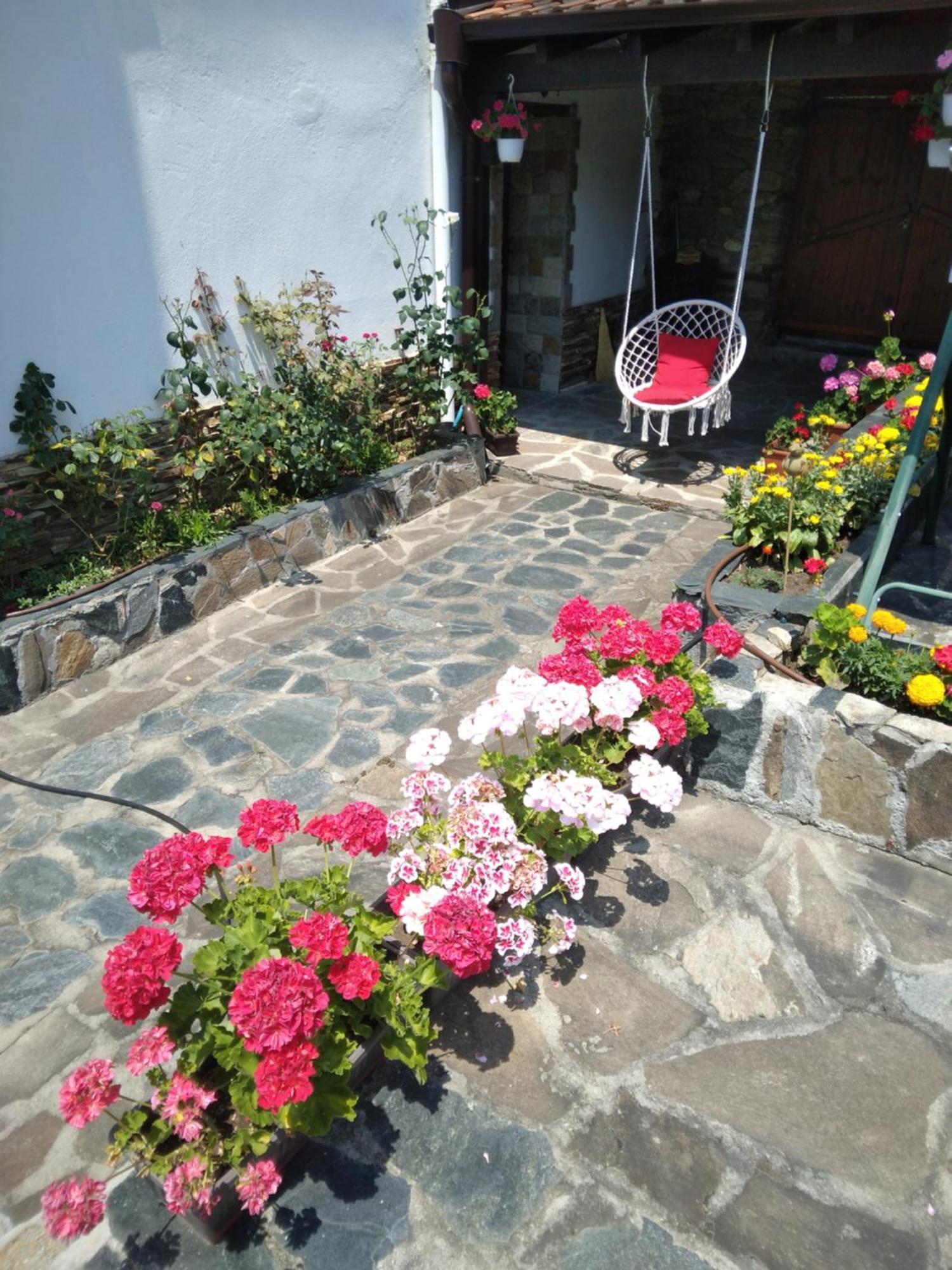 Guest House Popov Marcsevo Kültér fotó
