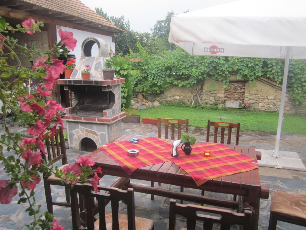 Guest House Popov Marcsevo Kültér fotó